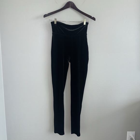 Assets by Spanx Black Velvet Shaping Leggings Size L Ankle 20183R - Picture 1 of 9
